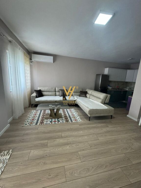 JEPET APARTAMENT 2+1+BLK ME QERA TE FRESKU 48.000 LEKE