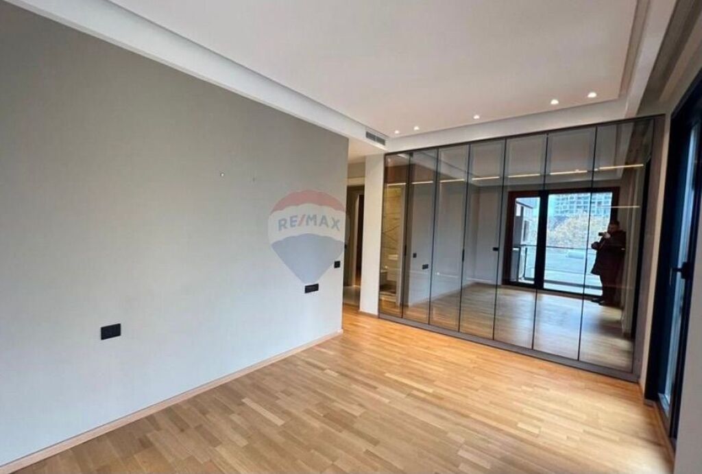 Luxury 3+1+2 apartment near the American Embassy. ID: 530181096-196