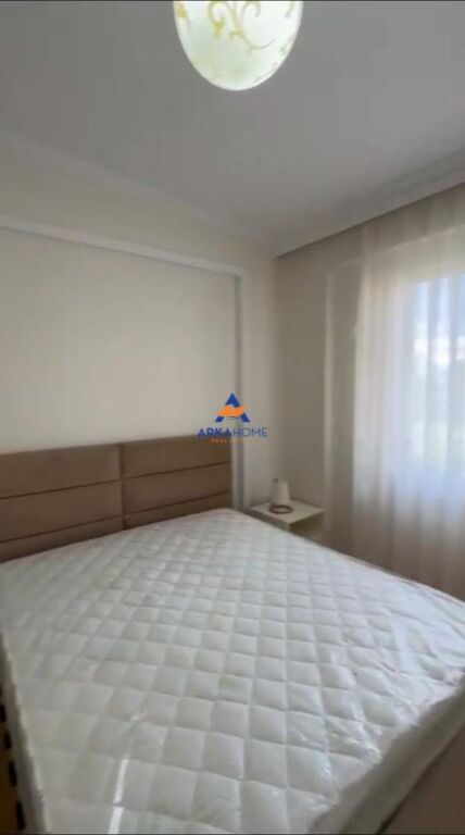 VENDESI APPARTAMENTO 2+1+VERANDA "LIQENI I THAT " 203.000 EURO