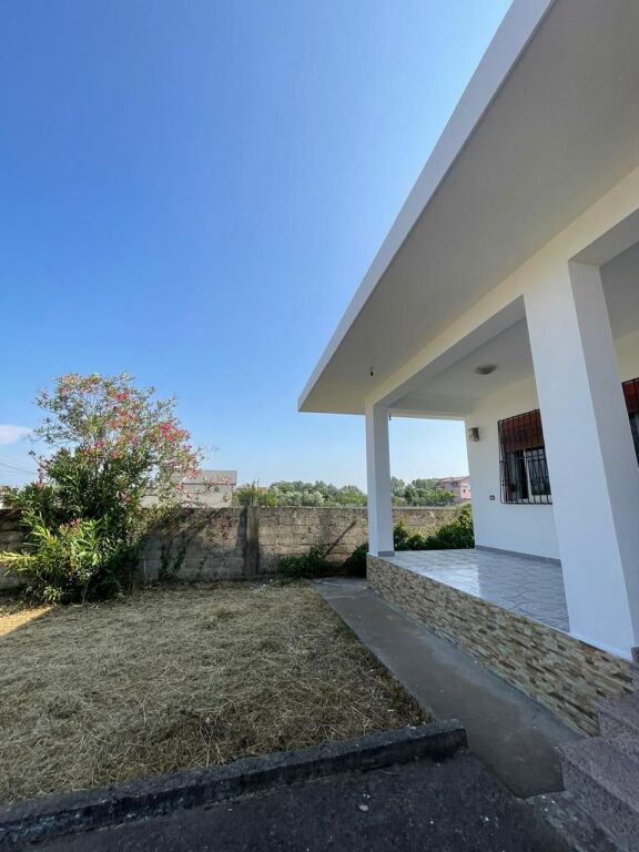 Private House for Sale in Shijak