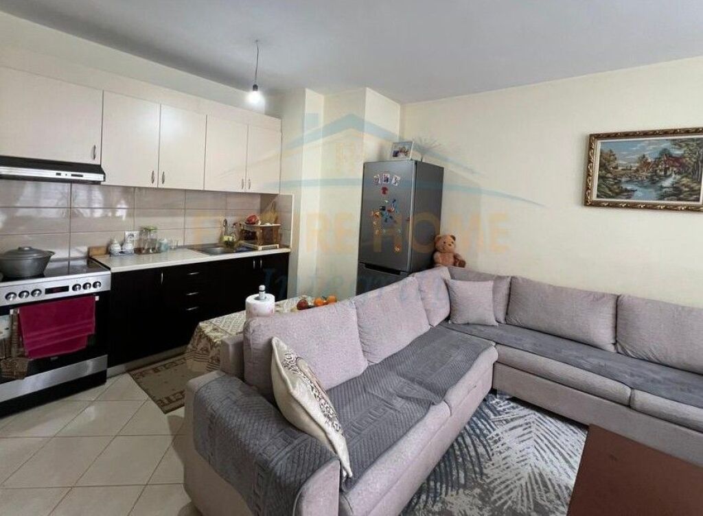 In vendita, Appartamento 2+1, Misto Mame, Tirana.