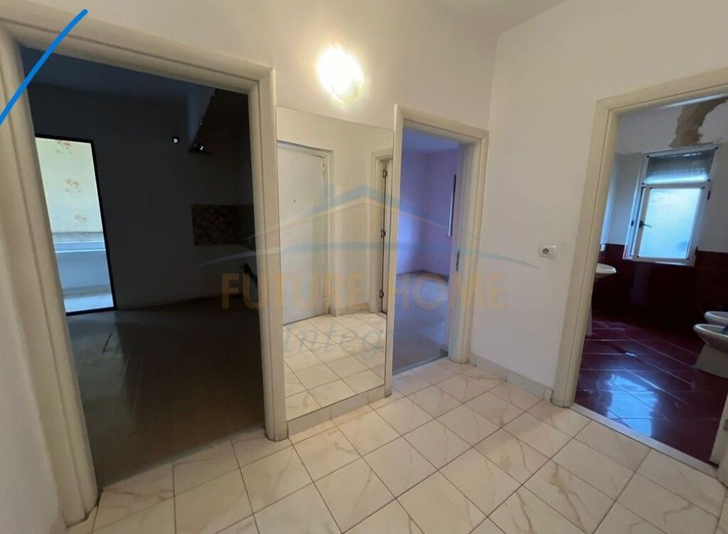 In vendita, Appartamento 2+1, Ex Esposizione, Tirana.
