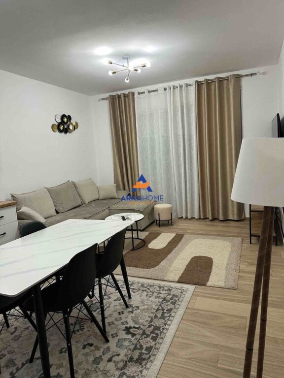 AFFITTASI APPARTAMENTO 2+1+BALCONE " UNIVERS CITY " 40.000 LEK