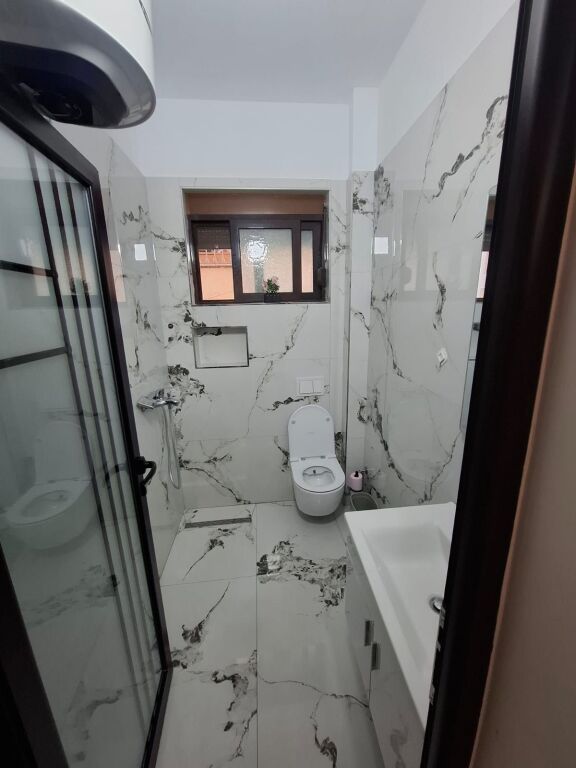 Affittasi appartamento 1+1 vicino a Shkembi i kavajes
