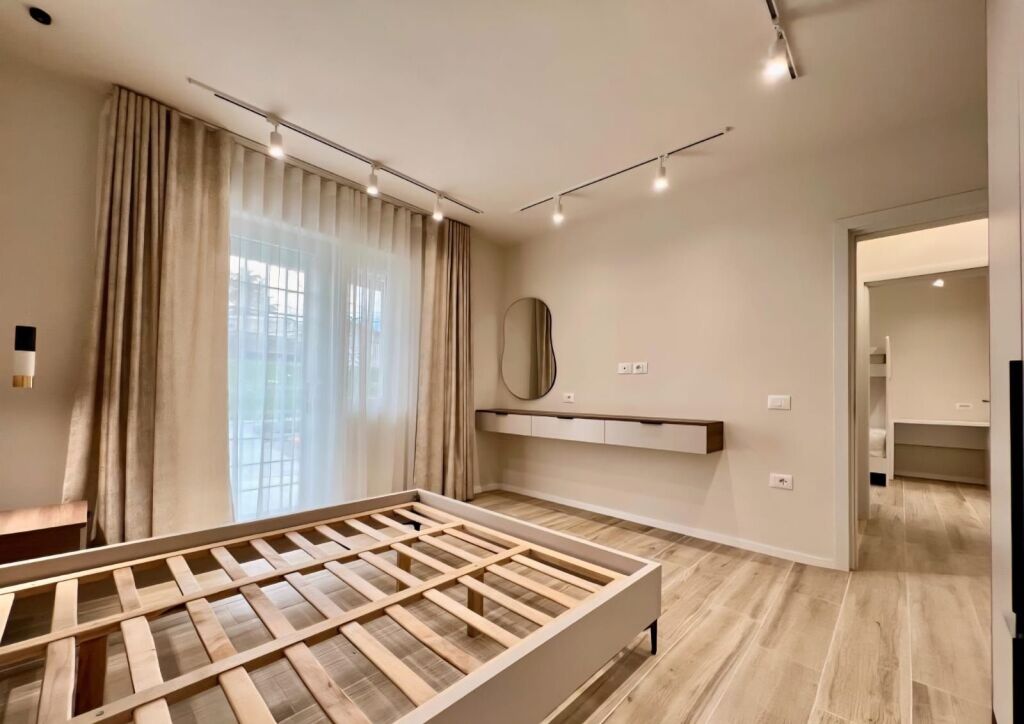 Apartment for rent Irfan Tomini Street, near 26 Nentori school