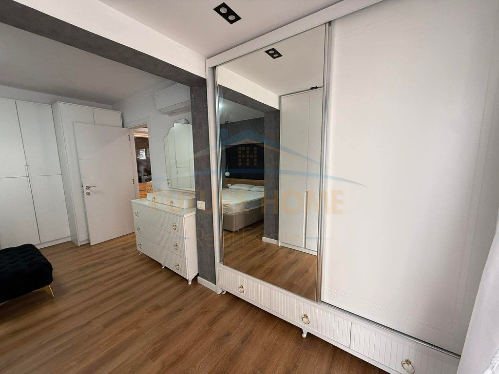 Rent, Apartment 2+1+2, 21 Dhjetori, Tirane