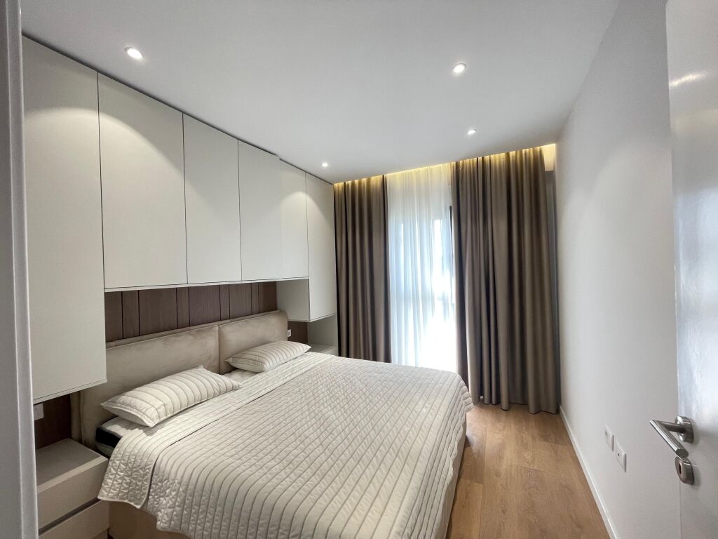 Apartament 1+1 per qira , Porcelan, Rezidenca Kinoblock,