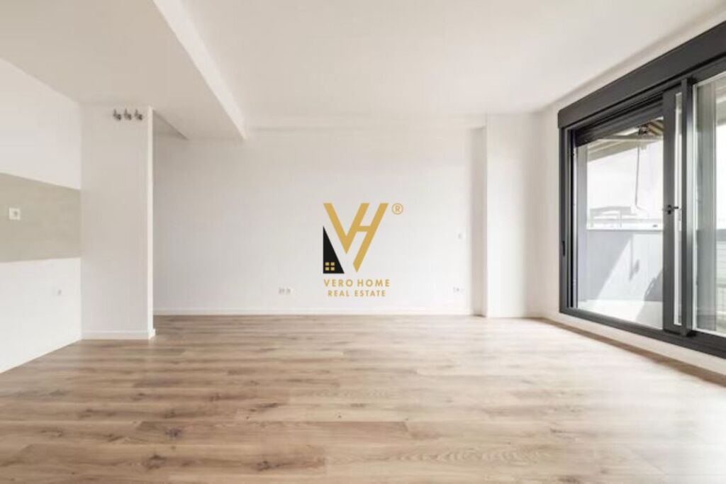 SHITET APARTAMENT 3+1+2 TE PAZARI I RI 339.000 EURO