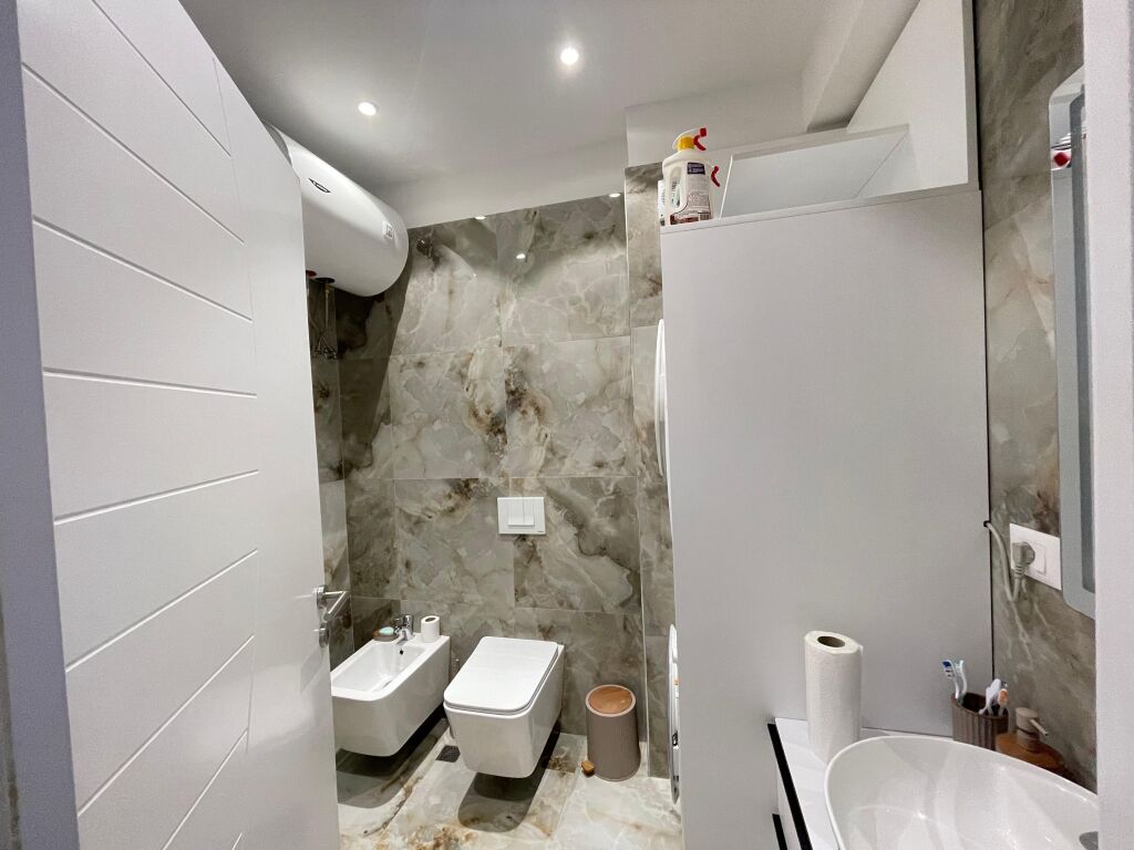 Apartament 1+1 per qira , Porcelan, Rezidenca Kinoblock,