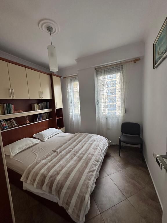 Qera, Apartament 2+1, Selvia