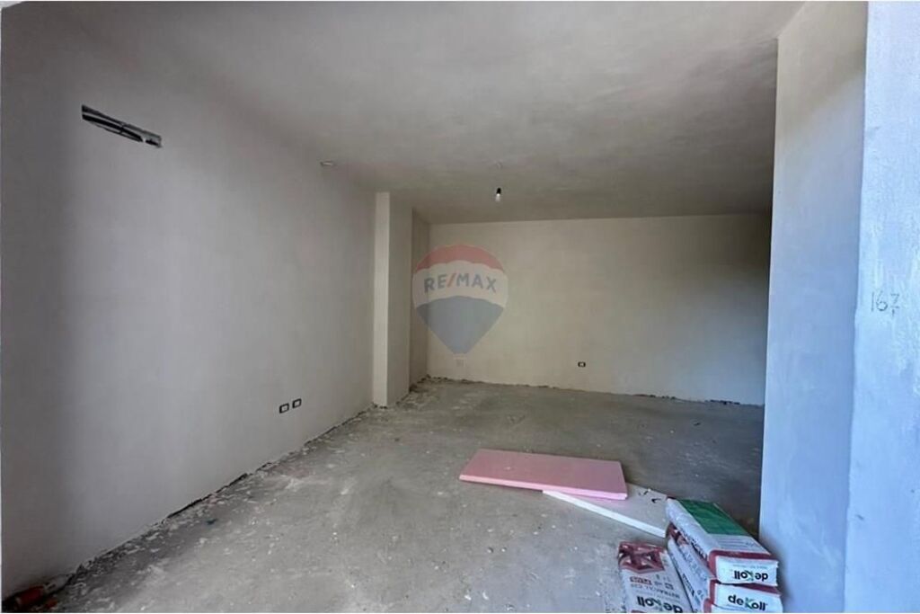 Monolocali - In Vendita - Golem, Durrës 82,500 €
