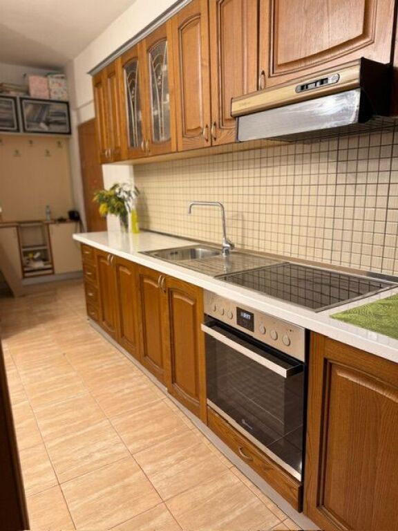 Appartamento 1+1 ad Astir con 42.000 palazzi