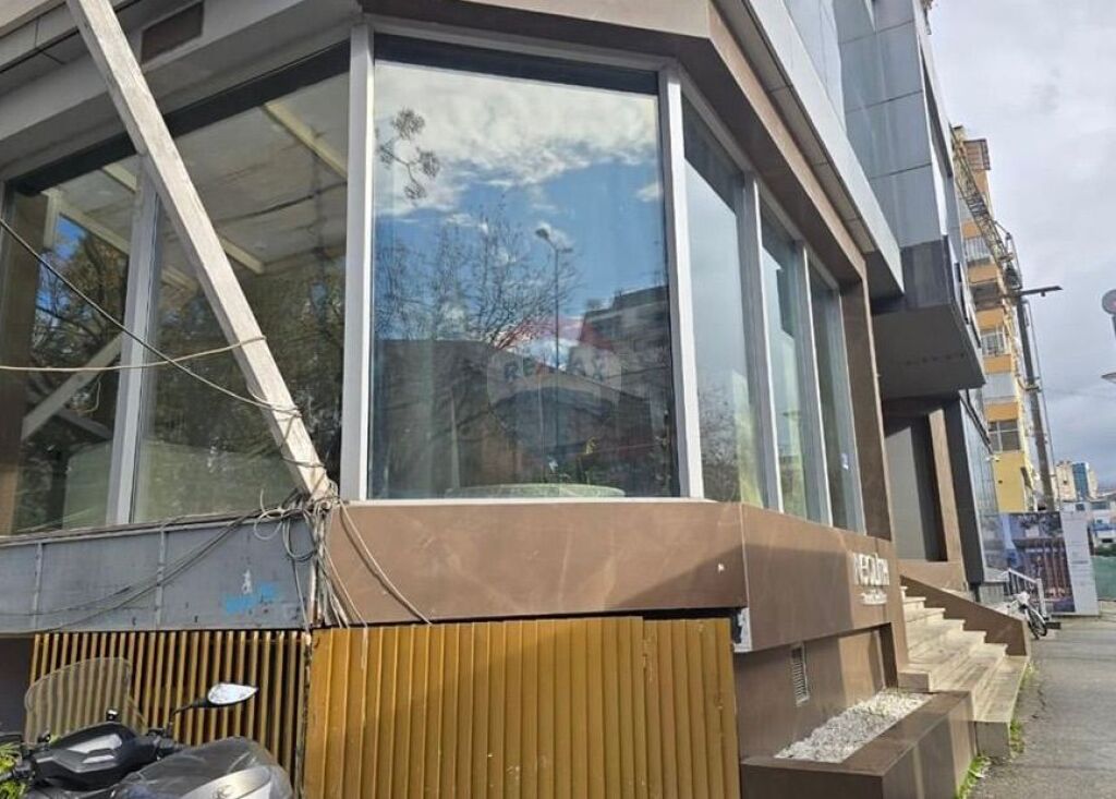 Shop for rent at Wilson Square ID: 530191006-1134