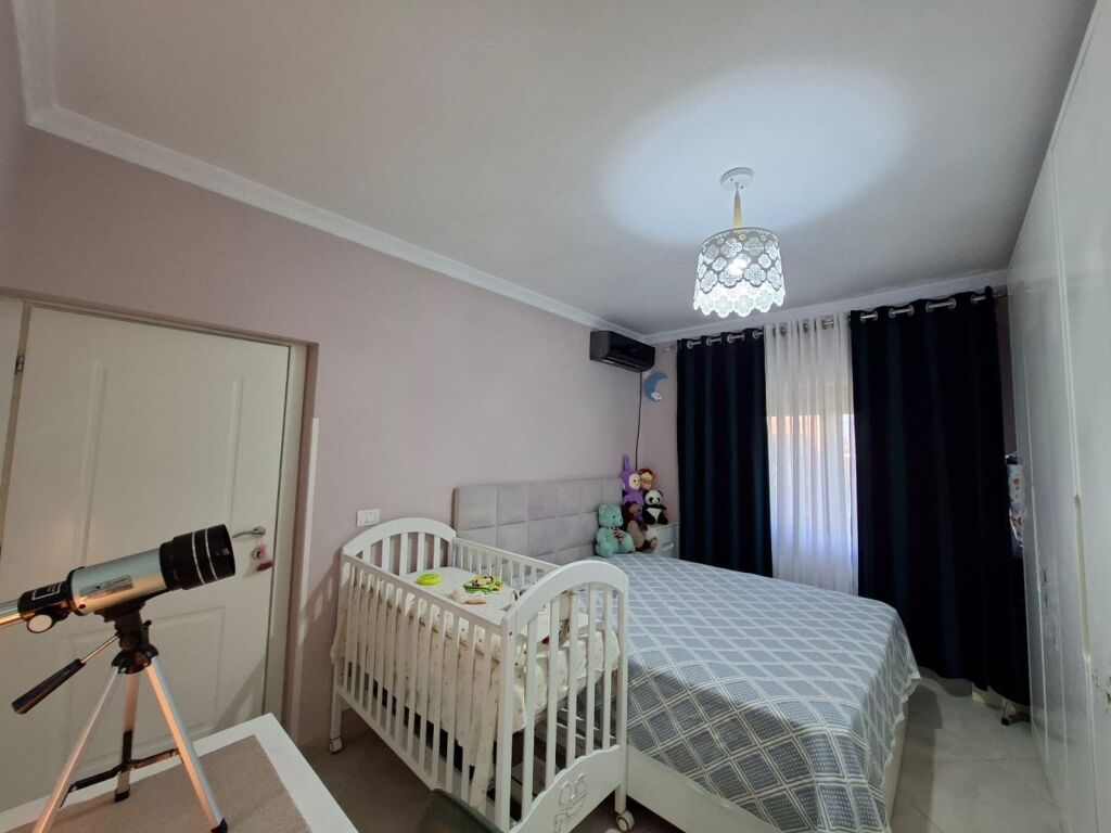 Appartamento 1+1 con ipoteca in vendita a Kamez