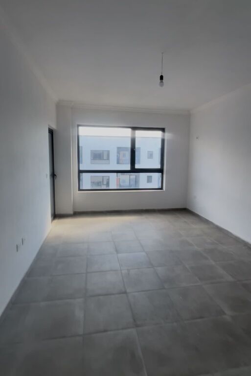 Jepet me qera apartament 1+1 Ne Kamez