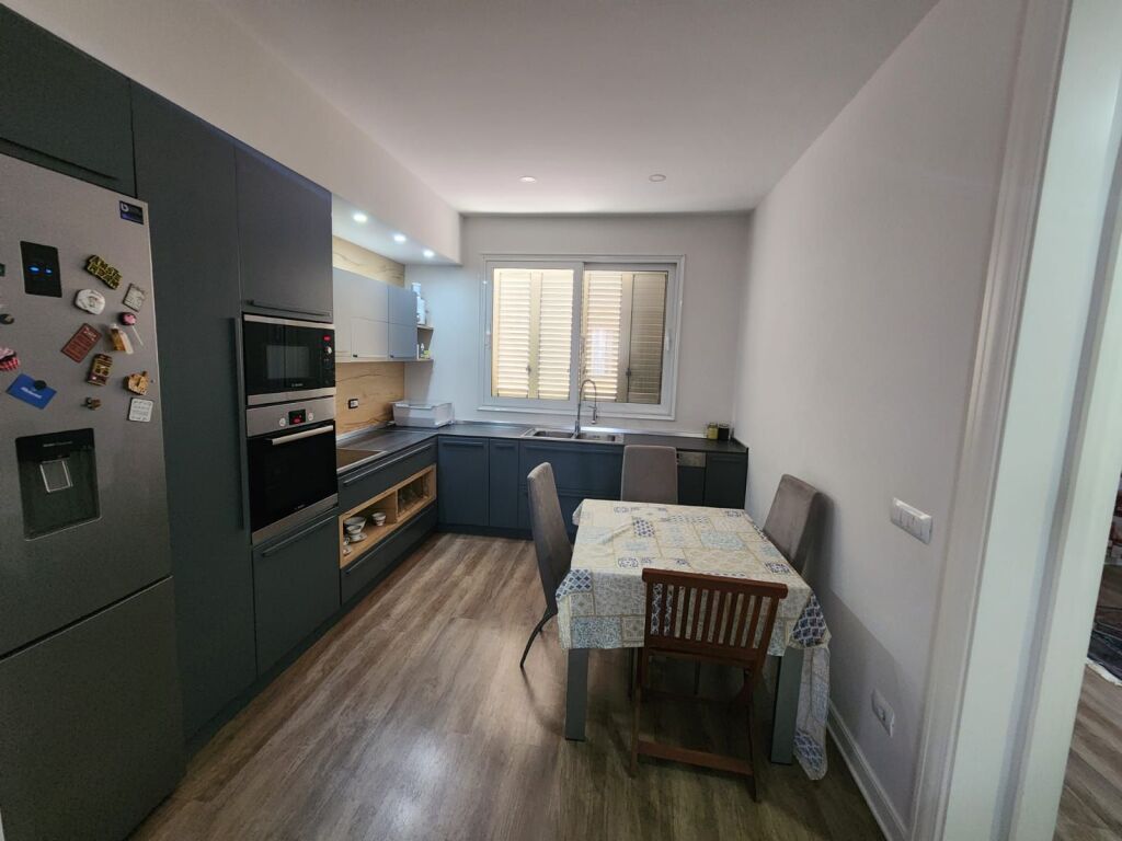 SUPER APARTAMENT 2+1 PER QERA PRANE VALA PARK , DURRES