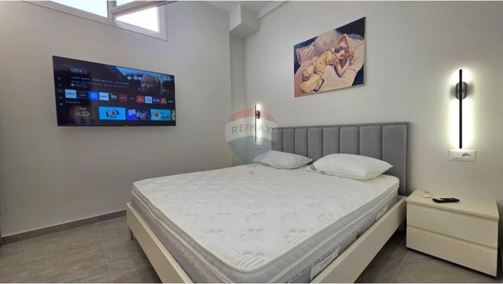 Apartament 1+1 me Qira – Zona Topana, Vlorë