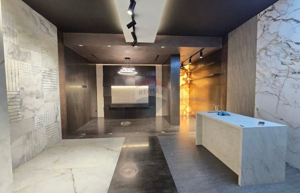 Shop for rent at Wilson Square ID: 530191006-1134