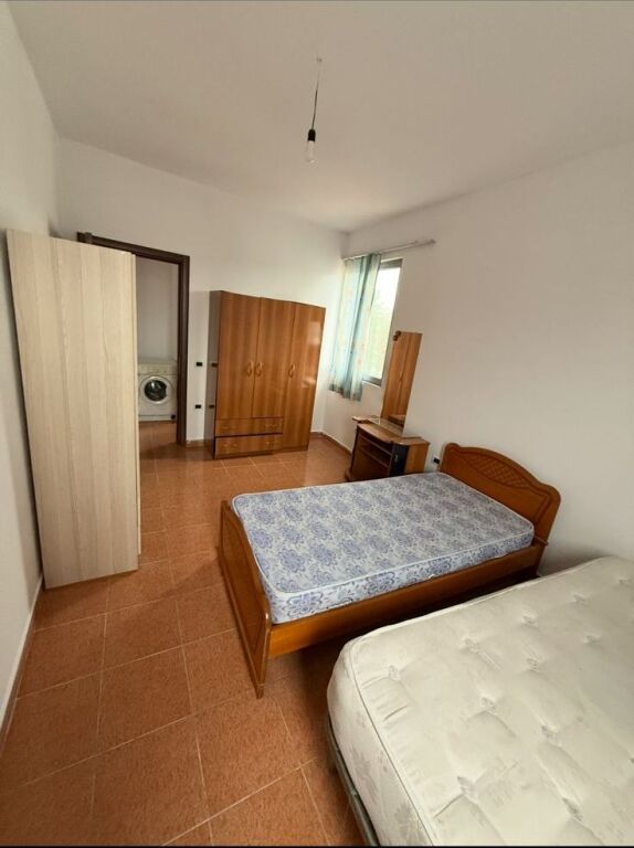 GARSIONERE 25000 LEKE&amp;APARTAMENT 1+1, 3000 LEKE.VILAT GJERMANE