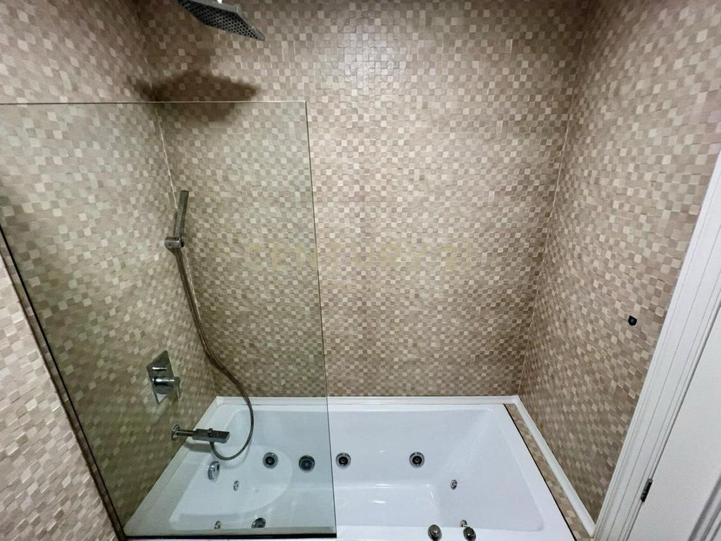 Affitto - Appartamento 2+1+2+Parcheggio  - Lago Secco