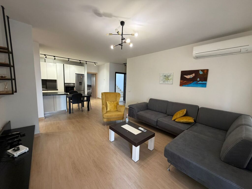 Via Peti - Affitto 3+1+2