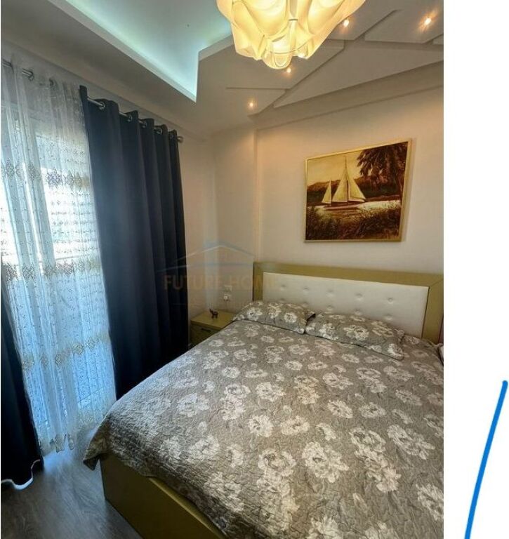 For sale, 1+1 Apartment, Commune of Paris.
