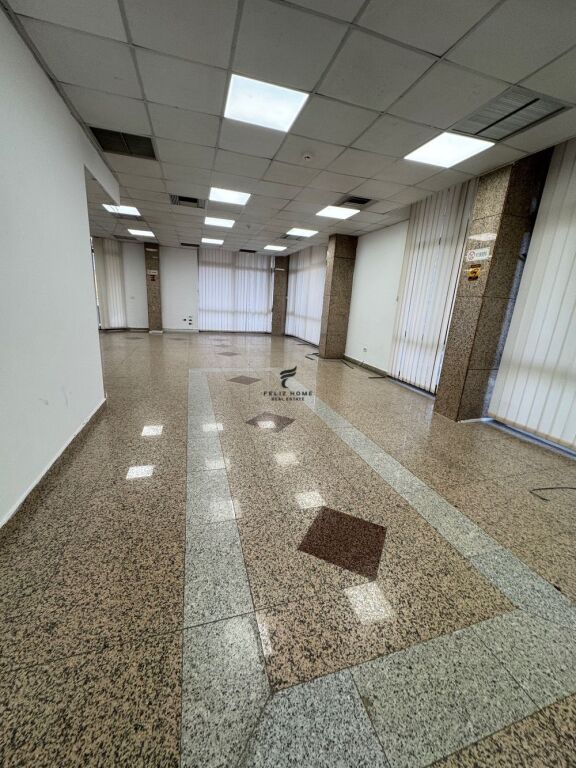 OFFICE FOR RENT 340 M2 BLLOK 5100 EURO