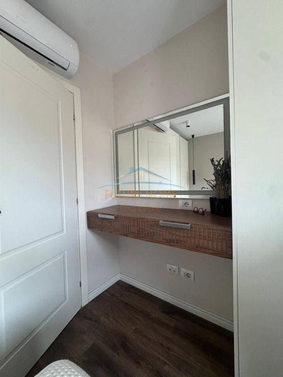 Apartment 3+1+2 for sale, 21 Dhjetori