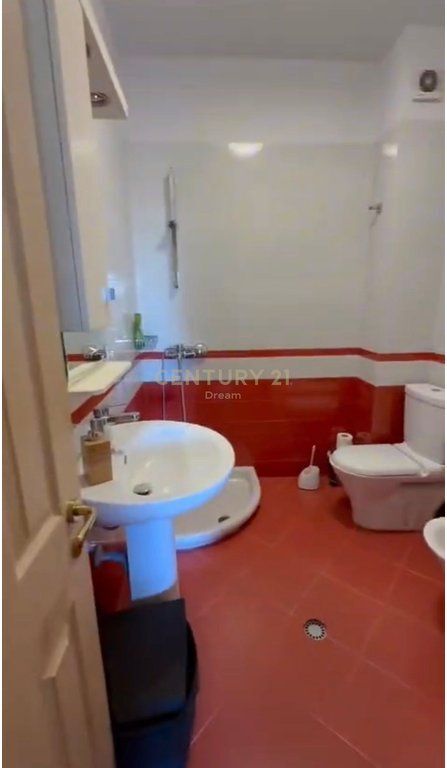 Shitet Duplex 2+1 tek Rezidenca Kodra Diellit 1