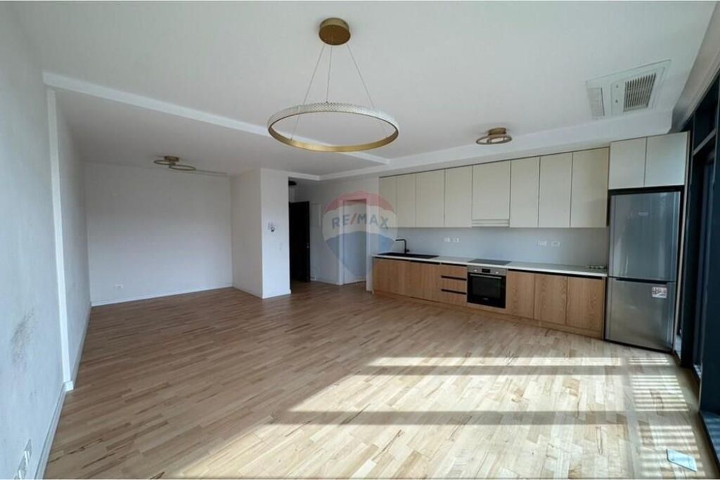 Zyre me qira ne Lake View Residence