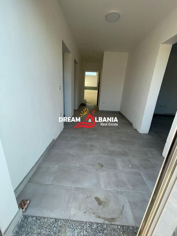 Warehouses for sale on the Tirana-Durres highway (ID 4181065)
