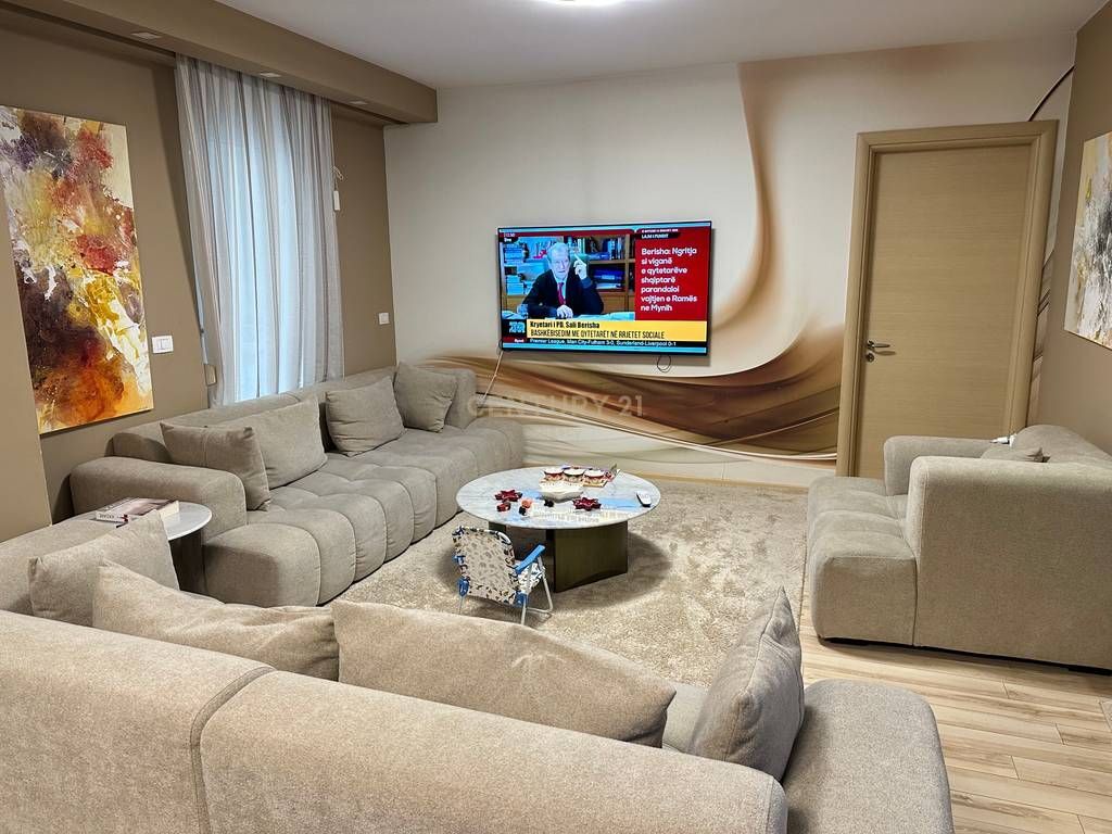Appartamento 2+1+2 in vendita a Città Studentesca