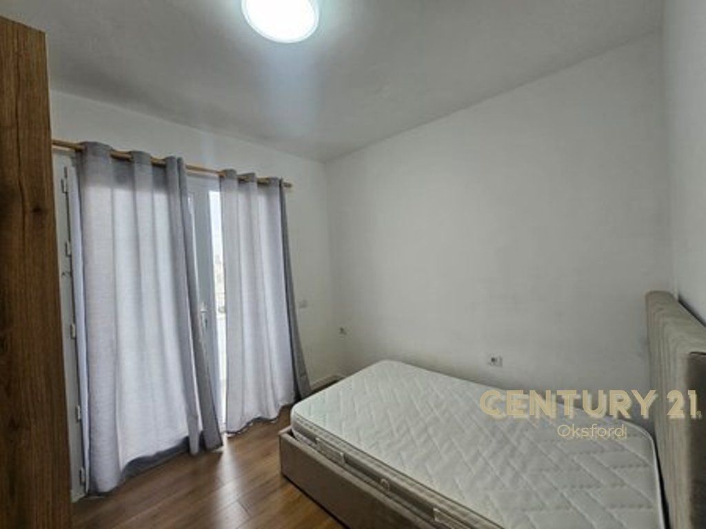 APARTAMENT 3+1 ME QIRA TEK FUSHA E AVIACIONIT