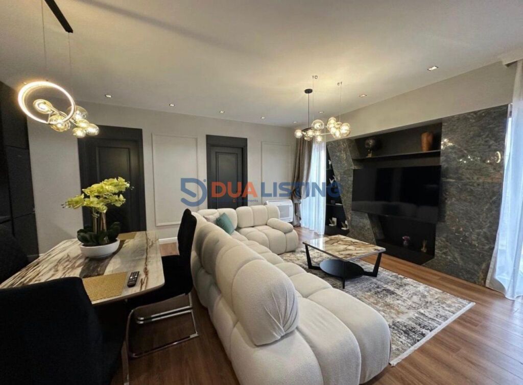 Jepet me qira apartament luksoz 3+1+2+post parkimi, Tirana Garden Building!!