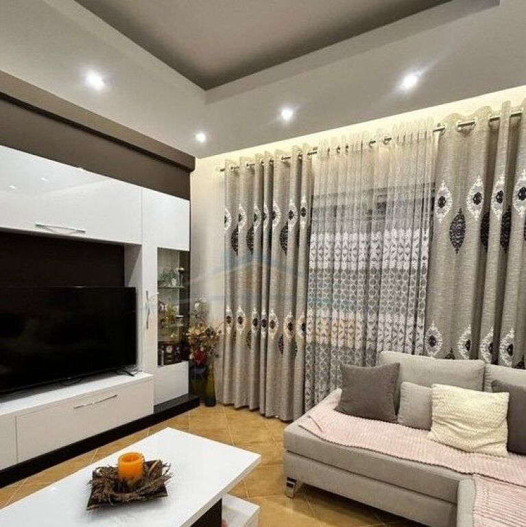Qera,Apartament 2+1, Fresk, Tirane