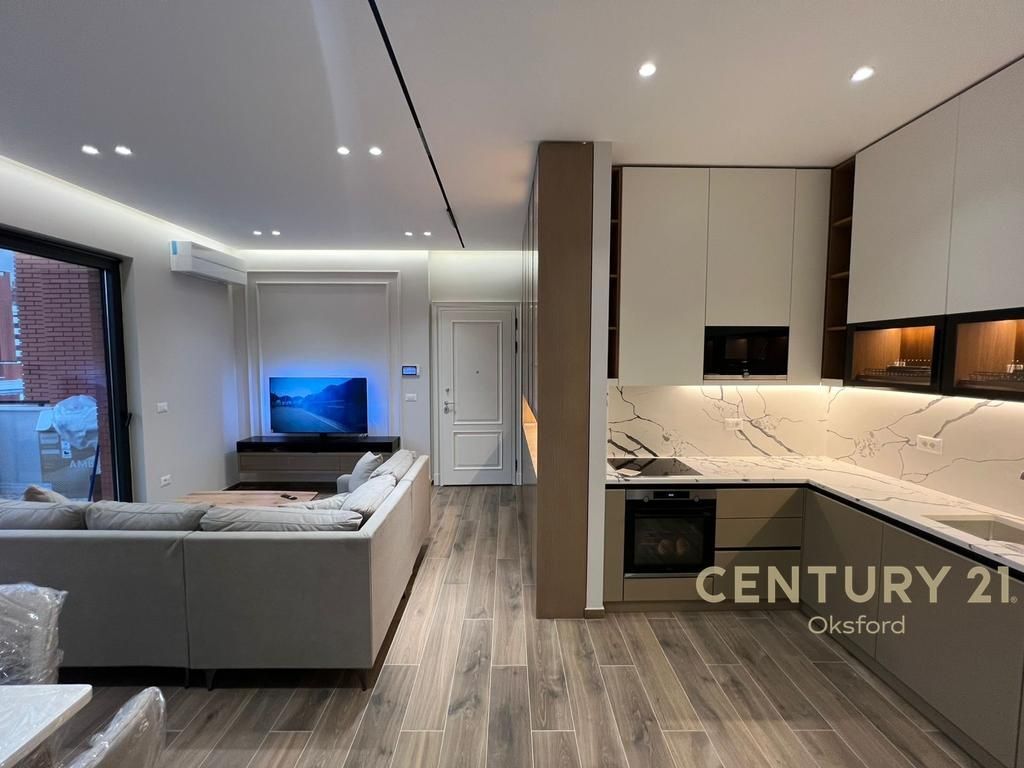 Modern Apartment 2+1+Veranda+Parking Space for Rent, in Deliorgji Complex!