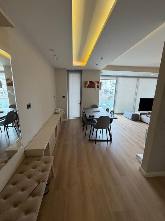 For sale 2+2+2 balcony+1 veranda At Liqeni i Thate