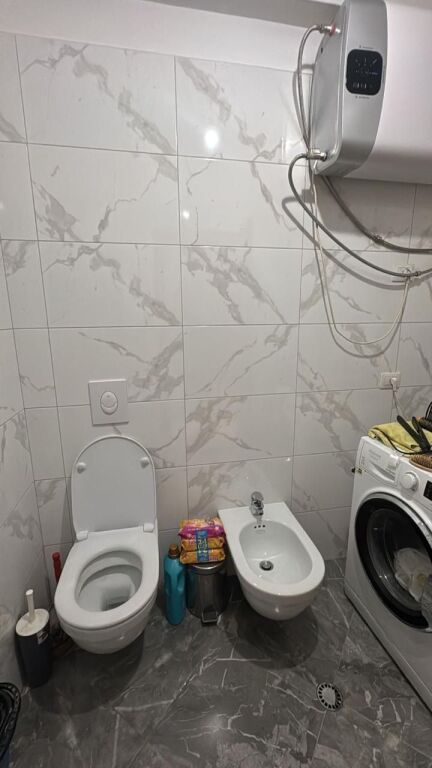 JEPET ME QIRA APARTAMENT 1+1 -YZBERISHT