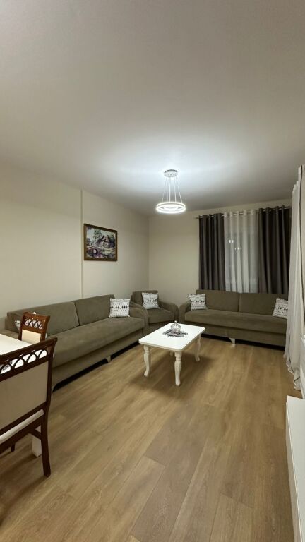 Apartament 2+1, 5 Maji!