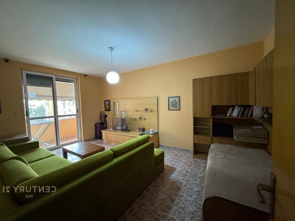 Apartament 1+1 me guzhine te vecuar per qira ne Myslym Shyr