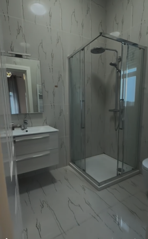 VILLA FOR RENT 3 FLOORS TEG 4,500 EURO