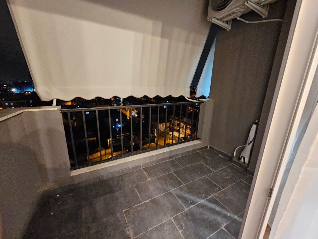 Affittasi Appartamento 2+1+1 con Balcone
