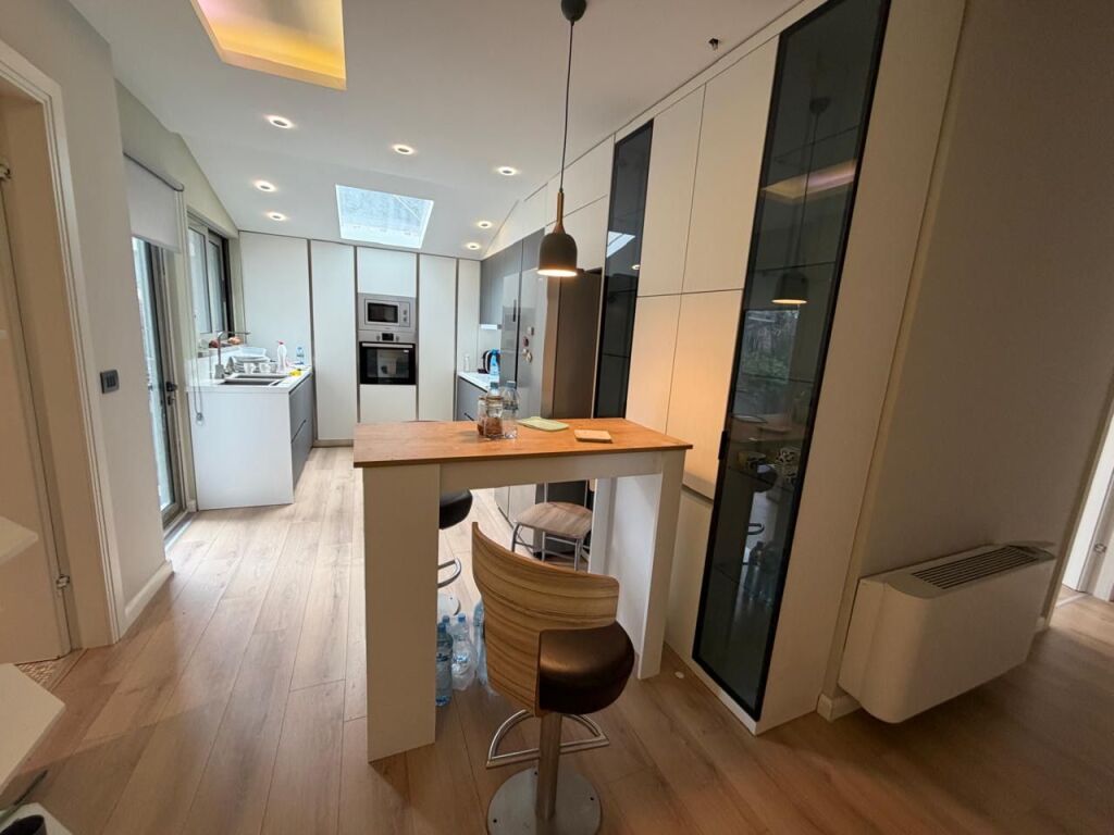 For sale 2+2+2 balcony+1 veranda At Liqeni i Thate