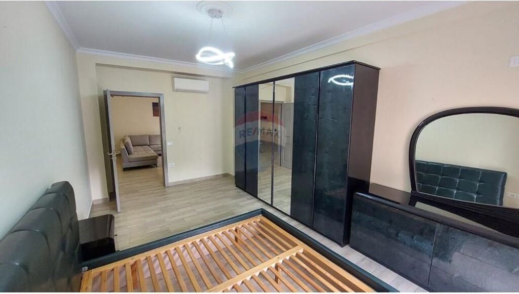 APARTMENT 1+1 FOR RENT ON DIBRES STREET NEAR QSUT