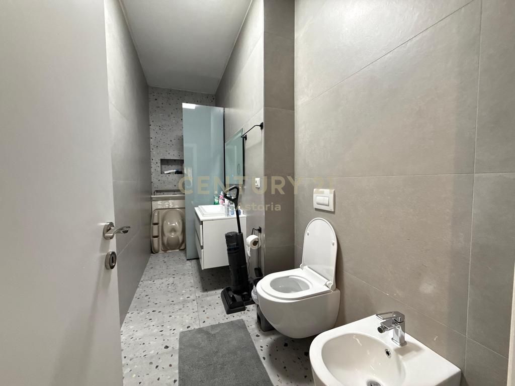 Appartamento 2+1+2+ 2 posti auto in vendita, complesso Grand Gallery, Yzberish