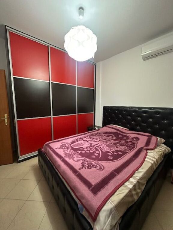 Apartment 2+1 ne yzberisht me 450€
