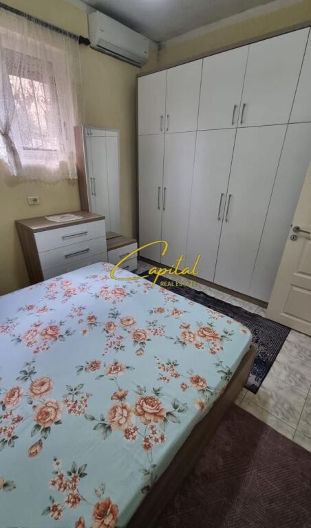 APARTAMENT ME QIRA 2+1 21 DHJETORI 50.000 LEKE