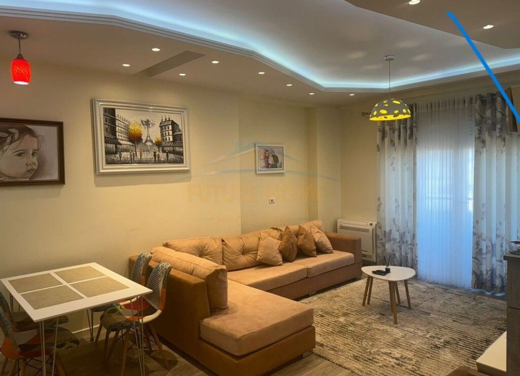 For sale, 1+1 Apartment, Commune of Paris.