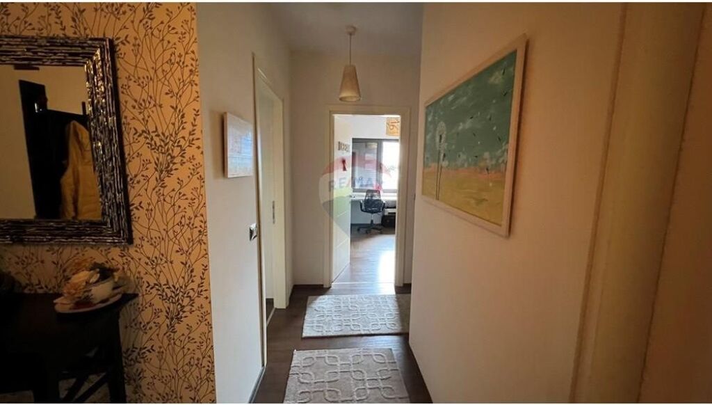 APARTAMENT 3+1+2 PER QIRA NE BLLOK