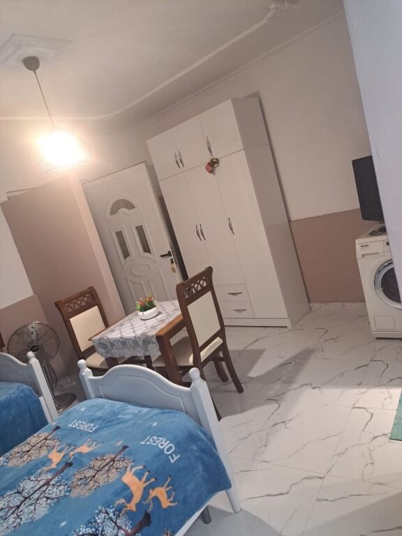 GARSIONERE 25000 LEKE.ALI DEM